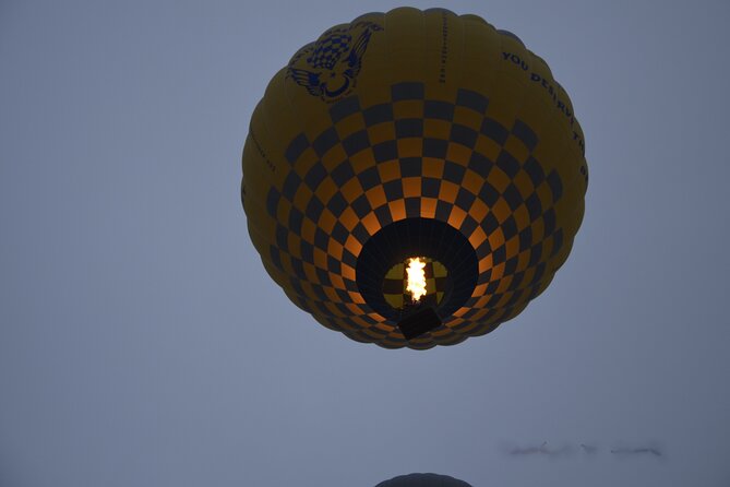 1 Hour Standard Flight at GOREME OVER - 1 Hour in the Sky: Pilot Commentary and Sunrise Views