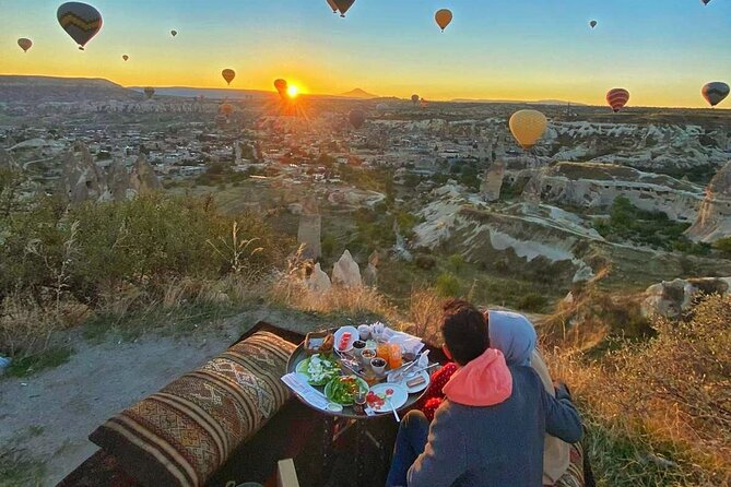 2 Days Private Cappadocia Tour with Professional Guide & Driver - Day 1 in Göreme: Devrent Valley to the Goreme Open-Air Museum