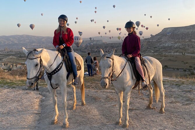 Adventure in Cappadocia Horse Riding Sunset ,Daytime - Horses and instruction: what “most people can participate” looks like
