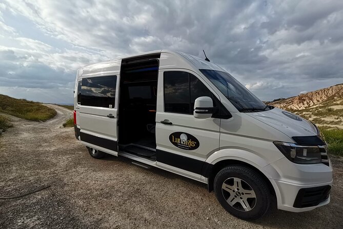 Airport Shuttle From/to Nevsehir Airports to Cappadocia Hotels - Finding Your Driver: Placard Pickup That Cuts Airport Confusion