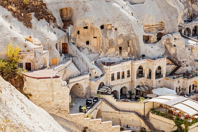 All-in-One Cappadocia Tour: Combined Red and Green Tour - Zelve Open Air Museum: one more look at cave life