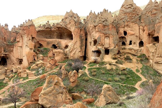 Cappadocia All İnclusive Mix Tour (Red + Underground City) - Zelve Open-Air Museum: monasteries, tunnels, and a real cave-town feel