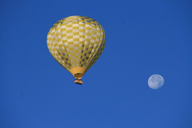 Cappadocia Balloon Ride with Breakfast, Champagne AT GOREME OVER - Breakfast box and champagne toast at landing