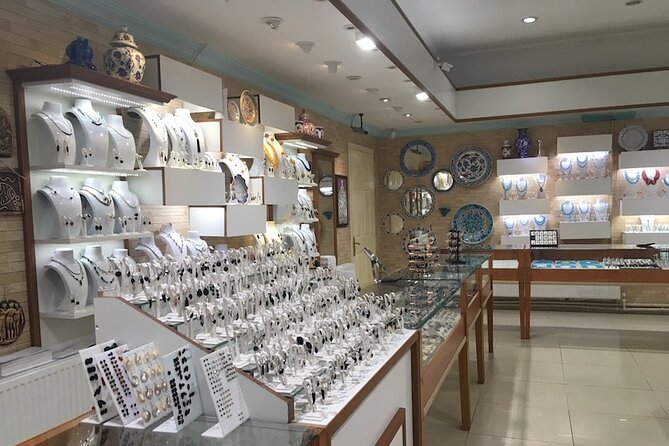 Cappadocia Economic Green Tour - Onyx workshop stop: see the stones, decide how much you buy