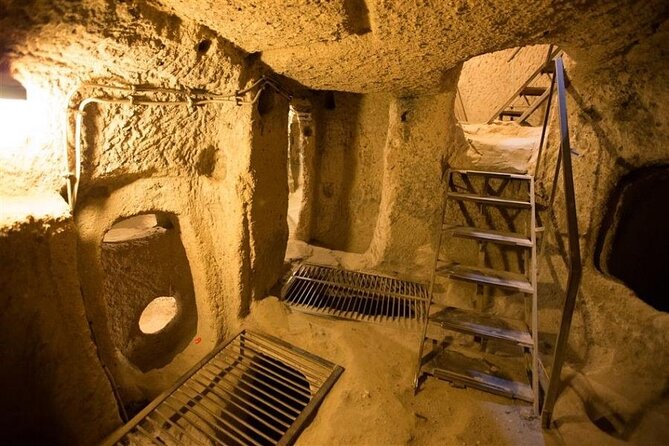 Cappadocia Full Day Private Tour with Lunch Included - Uçhisar Castle: The Short Climb That Changes Your View