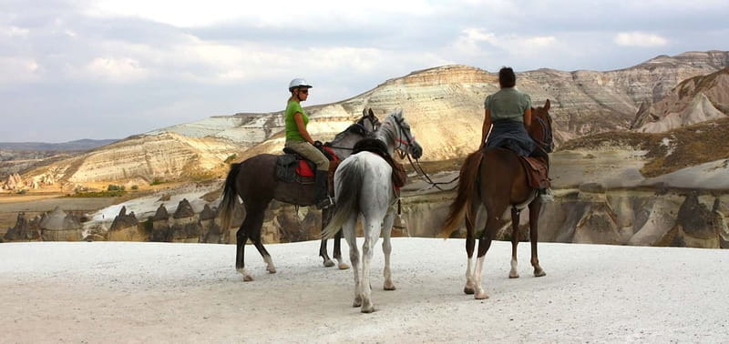 Cappadocia: Göreme Horse Riding, Fairy Chimneys w/Transfer - Entering Göreme’s Fairy-Chimney World From a Saddle