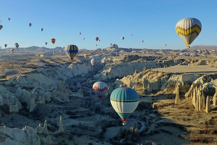 Cappadocia: Göreme Sunrise Hot Air Balloon Ride w/ Breakfast - The ground stops for photos: quick, but helpful