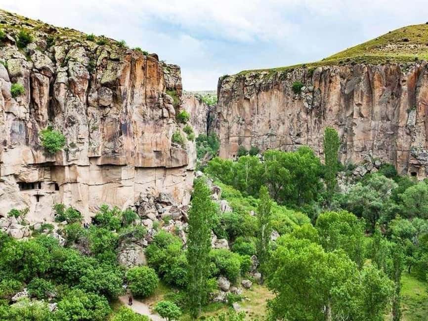 Cappadocia: Green Tour with Underground City & Ihlara Valley - Göreme Panorama: the quick hit of fairy-chimney scale