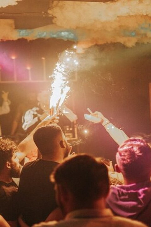 Cappadocia: Guided Bar Crawl with Hotel Pickup and Snack - What You Can Expect to Order: Menu Types and the Included Snack
