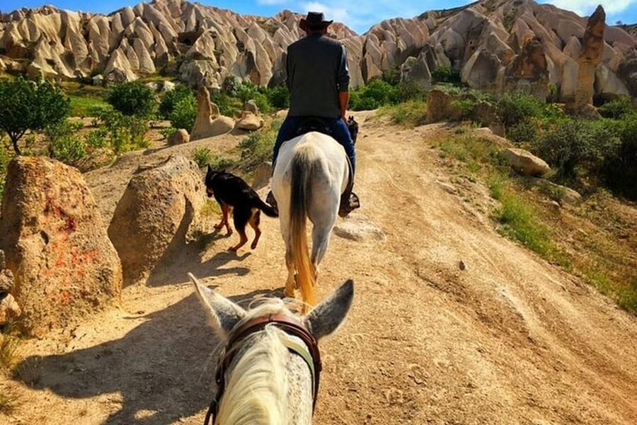 Cappadocia : Horse Riding Sunset Sunrise Daytime - Stop 3: Rose Valley (Göreme) and the 30-minute horseback riding stretch