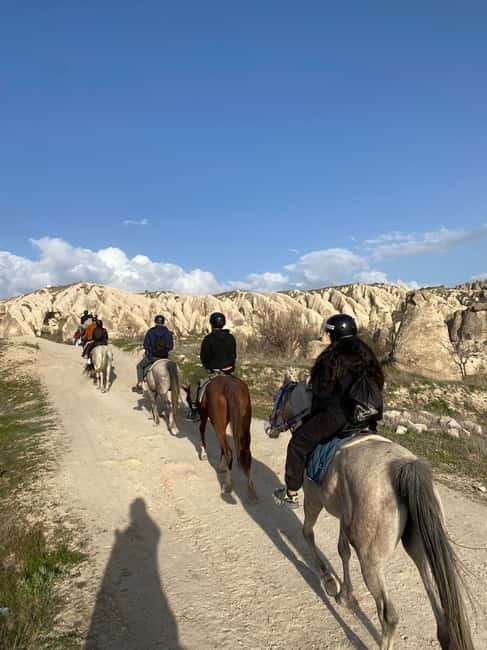 Cappadocia: Horse Riding Tour with Sunrise or Sunset Options - Horses, Safety, and Trail Comfort (Why Footwear Matters)