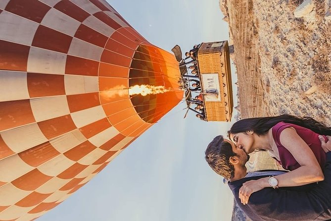 Cappadocia Hot Air Balloon Ride / Royal Balloon - Royal Queen vs Royal King: basket size and comfort