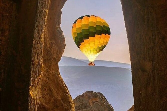 Cappadocia Hot Air Balloon Ride / Skyway Balloons - After landing: toast ceremony and the little details that make it feel official