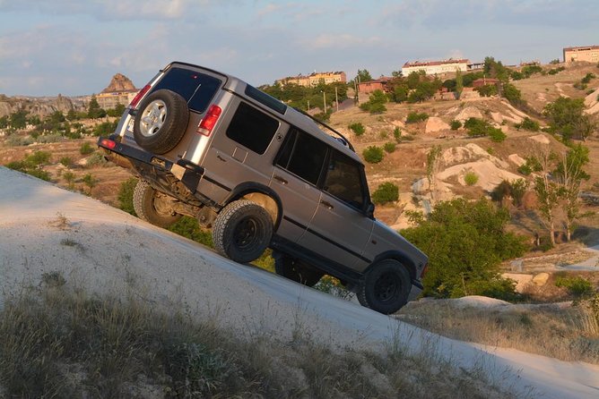 Cappadocia Jeep Safari with Hot Air Balloon Watch at Sunrise - The jeep experience: A/C comfort, 4WD traction, and real photo help
