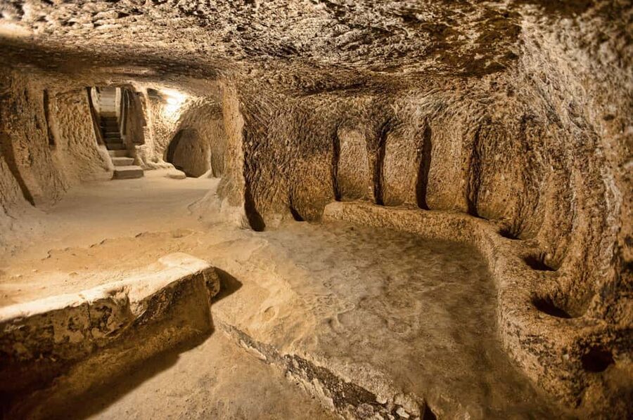 Cappadocia Mix Tour: Highlights of Green & Red Tour - Kaymaklı Underground City: five levels, narrow tunnels, daily-life rooms