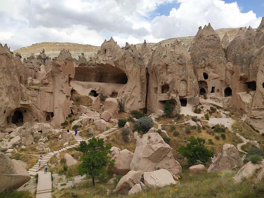 Cappadocia Mix Tour: Highlights of Green & Red Tour - Avanos pottery workshop and lunch stop in a working craft town