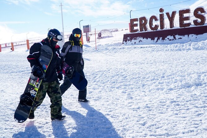 Cappadocia: Mount Erciyes Ski and Snowboard Tour - What’s included on the mountain, and what’s on you