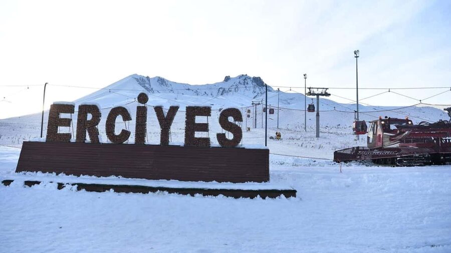 Cappadocia: Mount Erciyes Ski Resort Day Trip - Photography and timing: capturing winter views and the fairy-chimney sunset