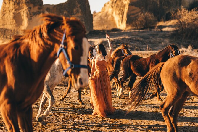 Cappadocia Photo Shoot (Cappadocia Photographer) - Peri Bacalari: your first photo backdrop