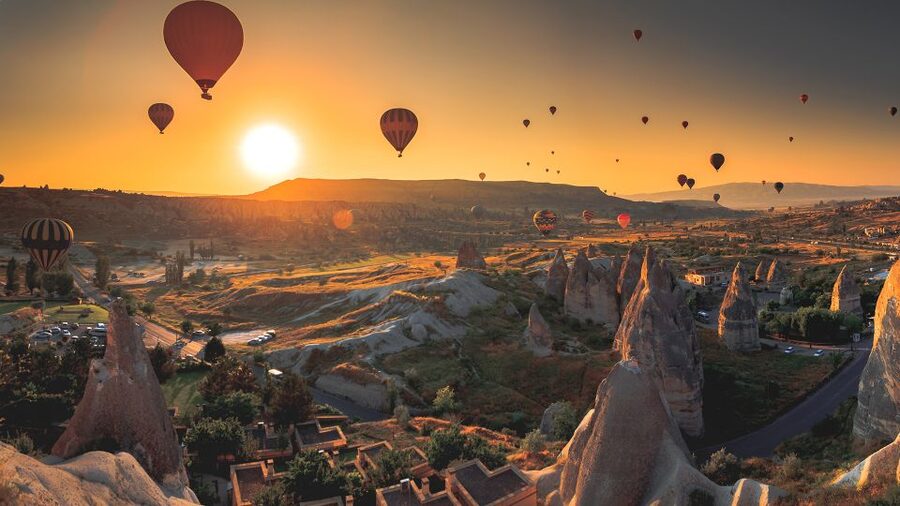 Cappadocia: Private Guided Tour - Cavuşin Old Town and St. John the Baptist Cave Church
