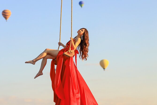 Cappadocia Private Photo Shoot Experience with Hotel Pickup - Cappadocia at First Light: Why This Photo Shoot Works