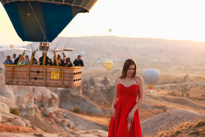 Cappadocia Private Photo Shoot with Flying Dress & Hotel Pickup - Photographer Direction and Custom Requests: Where Quality Can Swing