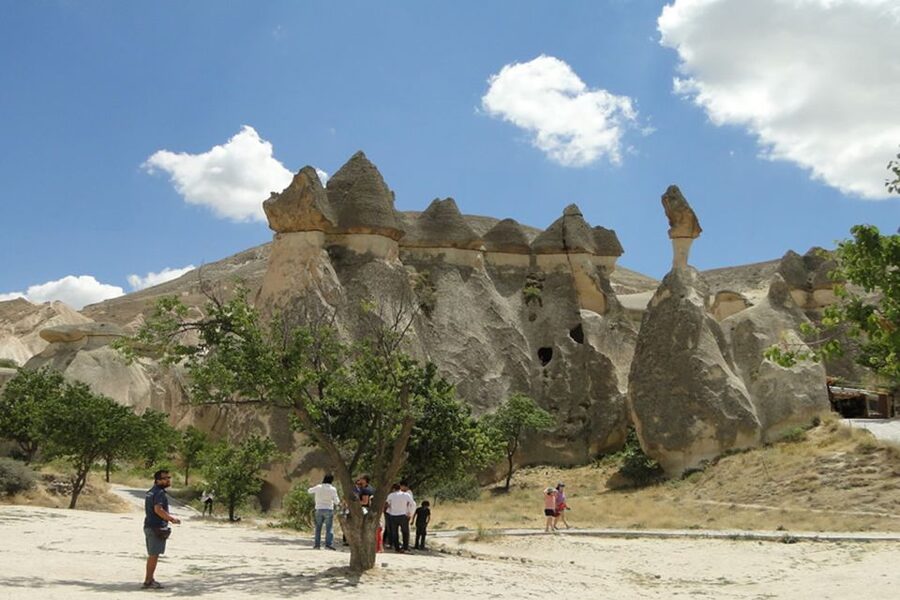 Cappadocia: Red Discovery Tour Optional Lunch And Tickets - Göreme panorama moments: built-in valley viewing