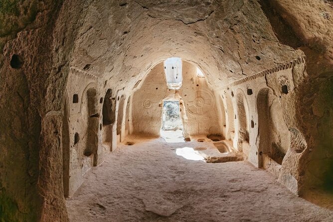 Cappadocia Red Plus Tour - Stop-by-Stop: Göreme, Ürgüp, Avanos, Uçhisar, Çavuşin, Ayvalı