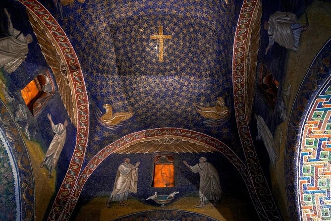 Cappadocia Red Tour: Full-Day Guided Tour with Lunch - Getting your bearings at Göreme panorama and the Open Air Museum
