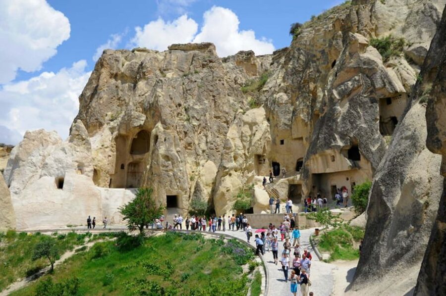 Cappadocia Red Tour with Goreme Open Air Museum and Pasabag - Avanos Lunch and the Arts Stop: Where the Day Gets Human