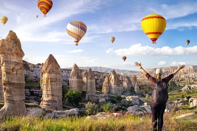 Cappadocia Red Tour With Open Air Museum And Expert Tour Guide - Stop 1: Uchisar Castle for the big picture views
