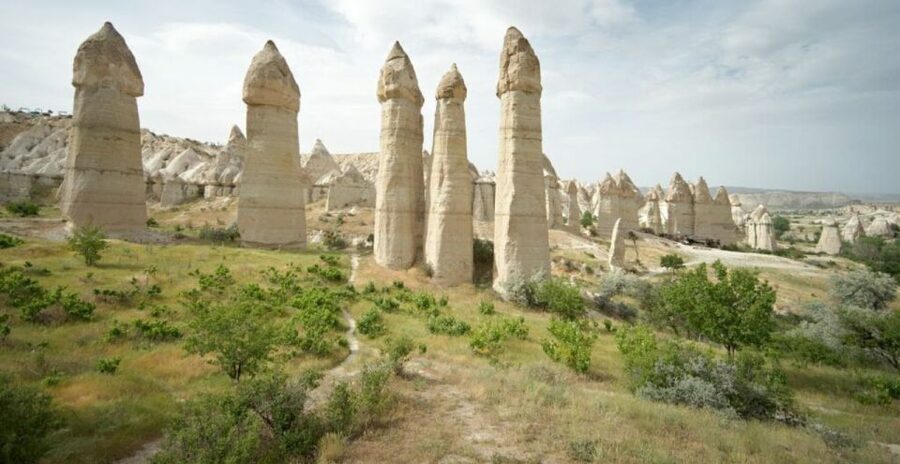 Cappadocia: Red Tour with Small Group Full-Day with Lunch - Uçhisar Castle: the best-start panorama