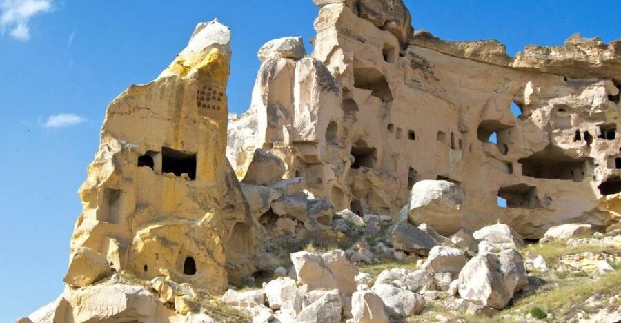 Cappadocia: Red Valley Trek and Kaymakli Underground City - Lunch at a local restaurant: simple, helpful fuel