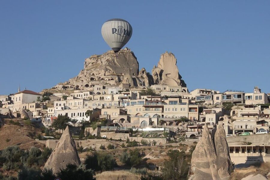 Cappadocia: Royal King Flight - The Lindstrand silver-coated balloon: what quality feels like in practice
