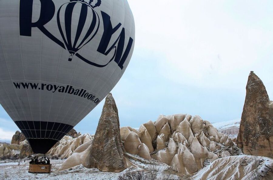 Cappadocia: Royal Queen Hot Air Balloon Tour at Sunrise - What to Expect on the Ground: Transfer, Waiting, and a Live English Guide