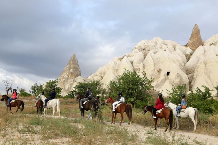 Cappadocia: Sunset Horse Trek Through the Valleys - Pick a Horse and Hear the Rules Before You Set Off