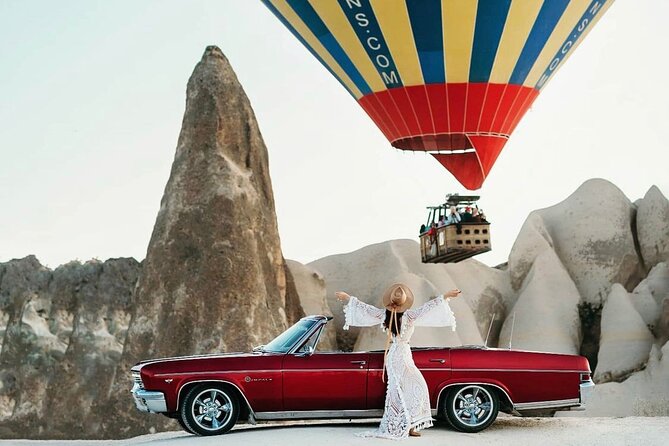 Classic Car Tour in Cappadocia - Your first photo stop: Love Valley when balloons start