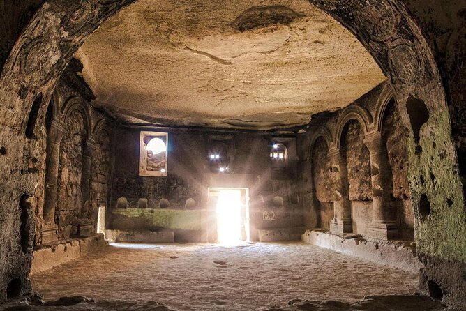 Daily Cappadocia Group Tour with English-Speaking Guide & Car - Özkonak Underground City: Cool Air and the Reality of Refuge Life