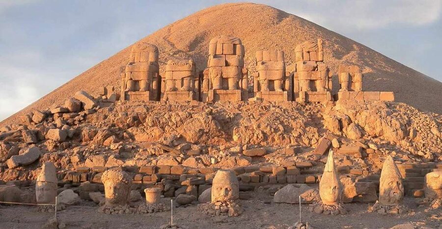 From Cappadocia: 2-Night Nemrut, Sanliurfa, and Harran Tour - Day 1: Silk Road stops, Taurus roads, and Kahramanmaraş ice cream
