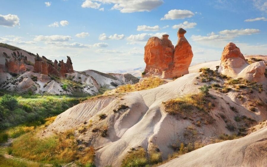 From Nevşehir: Cappadocia Highlights Trip w/ Lunch & Pickup - Uçhisar Castle Views and Village Scale in a Short Guided Stop