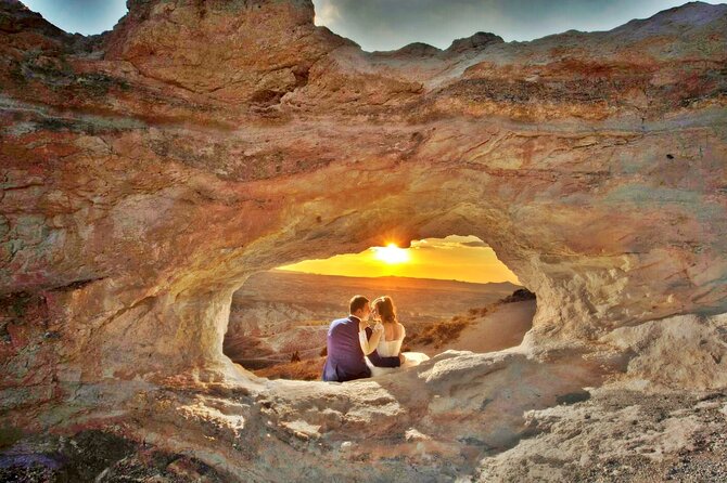 Full Day Daily Cappadocia Tours - Stop 1: Ürgüp and the Three Beauties at twilight