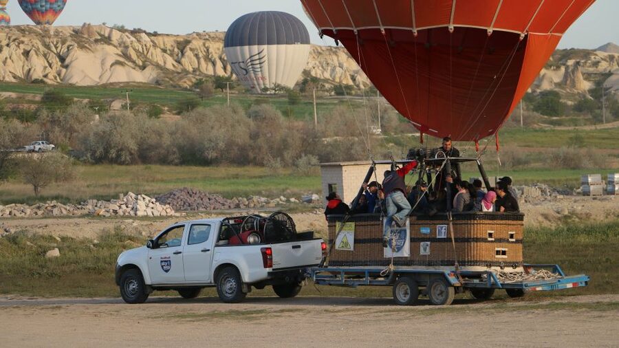 Goreme: Budget Hot Air Balloon Ride over Cappadocia - The flight: drifting over Fairy Chimneys, caves, and rock-cut churches