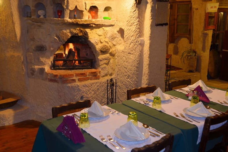 Göreme: Turkish Night at Cave Restaurant Dinner & Drinks - Practical tips to make your night better