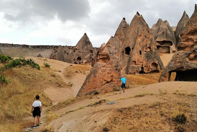 Hiking tour in Cappadocia Red and Rose valley - Meet in Göreme and plan for a short, satisfying walk