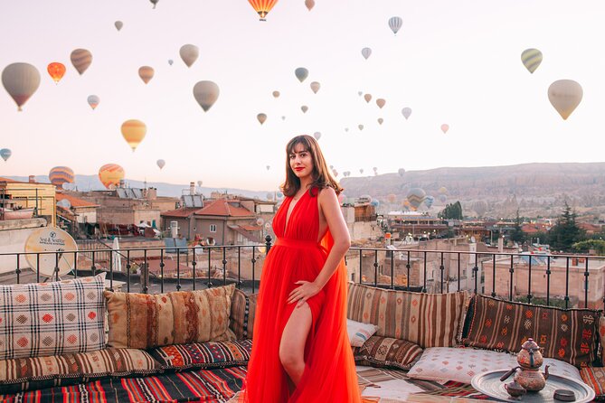 Photo Shooting with Breathtaking Views and Carpeted Corners - Timing with balloon mornings: plan to move, not to linger