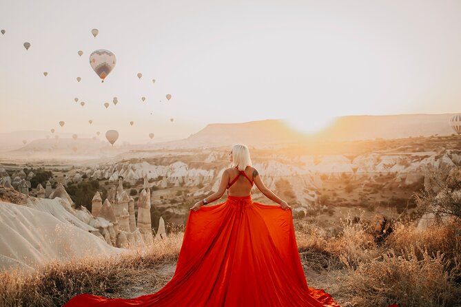 Photoshoot with Balloons in Cappadocia - Stop 1: Rose Valley for the balloon inflation and lift-off moment