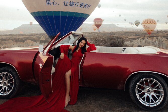 Private Classic Car Sunrise Balloon Chasing Experience - Love Valley in 30 minutes: short stop, big visual impact