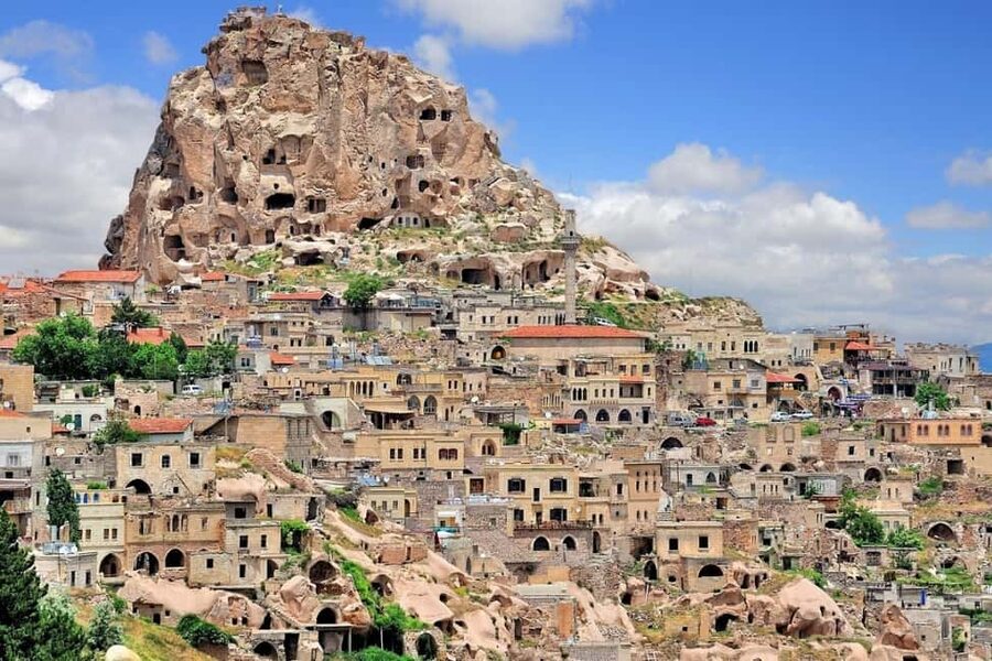 Red Tour Cappadocia (small group) w/ Göreme Open Air Museum - Devrent Valley: imagination time with quick photo freedom