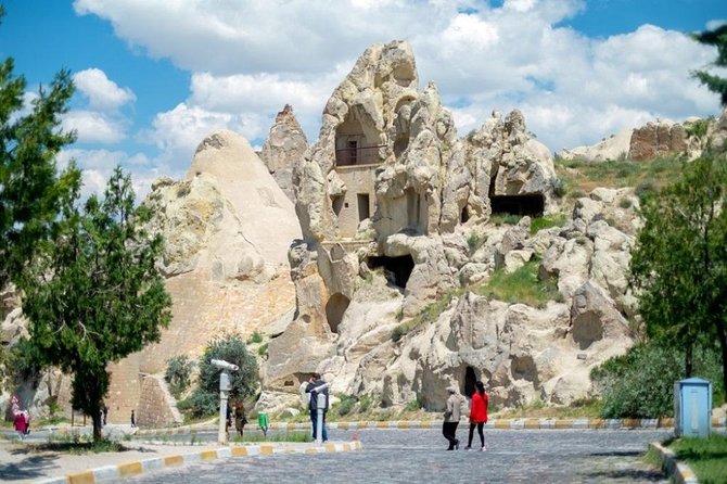 Small-Group Cappadocia Tour: Devrent Valley, Monks Valley and Open Air Museum in Goreme - Avanos pottery workshop: turn a souvenir into an activity