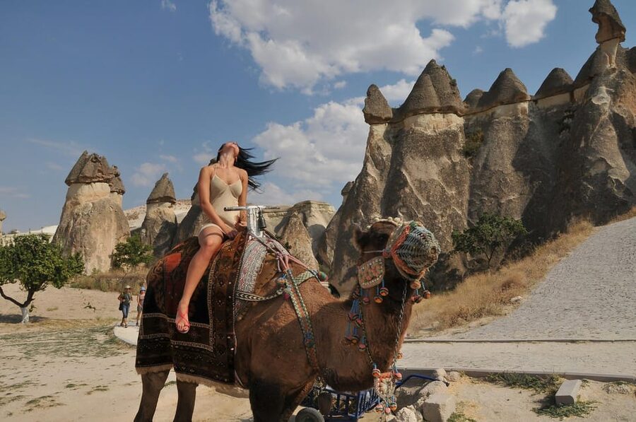 Sunrise and Sunset Camel Ride with Stunning Cappadocia Views - Languages: English, Spanish, Chinese, and Portuguese on the Ground